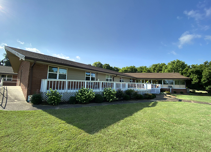 Lincoln Hills Exterior