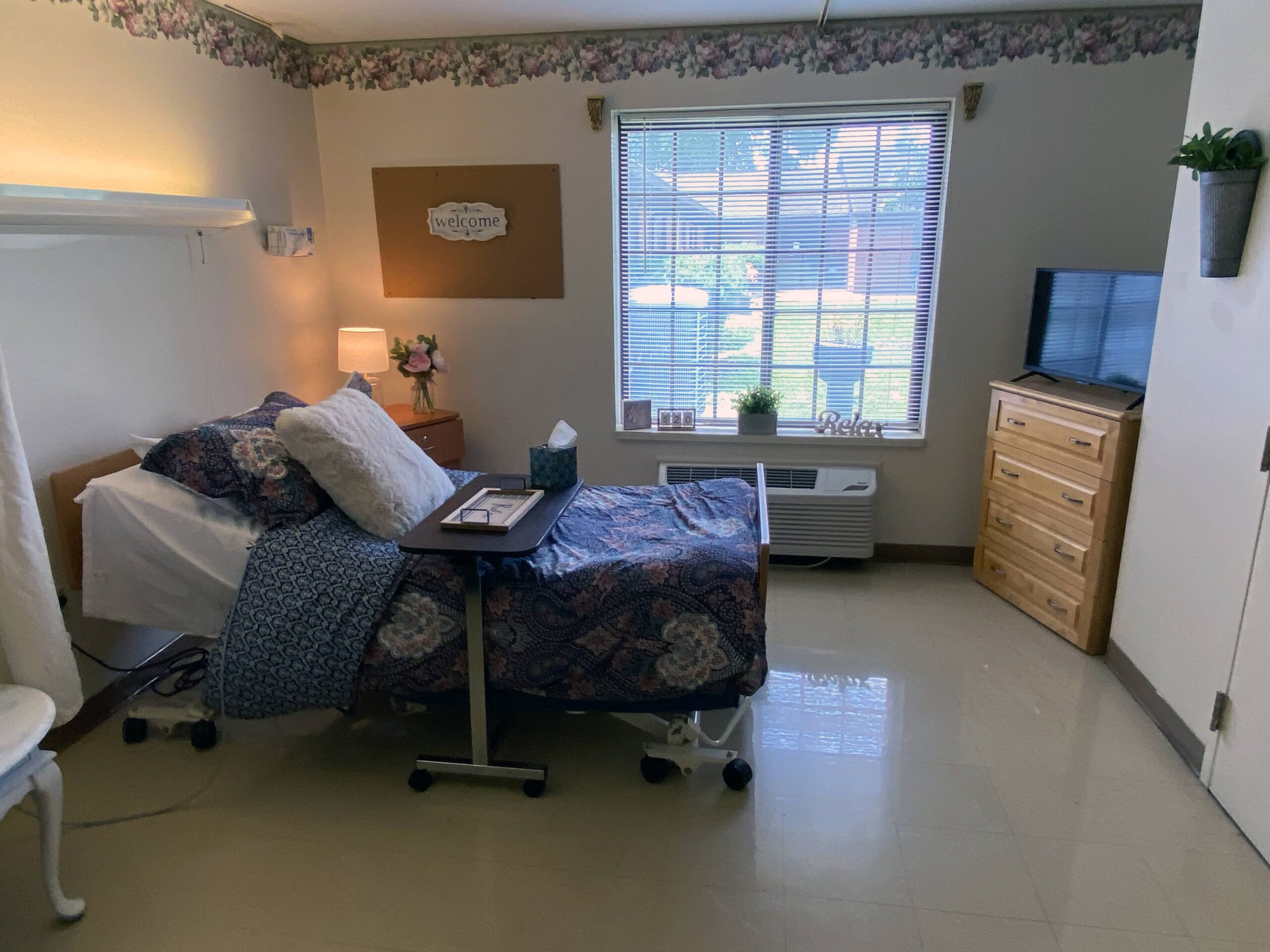 Brickyard Healthcare Brentwood Care Center resident bedroom suite