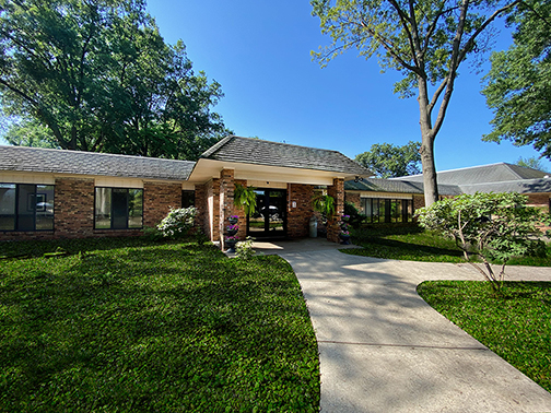 Brickyard Healthcare Fountainview Care Center exterior front entrance