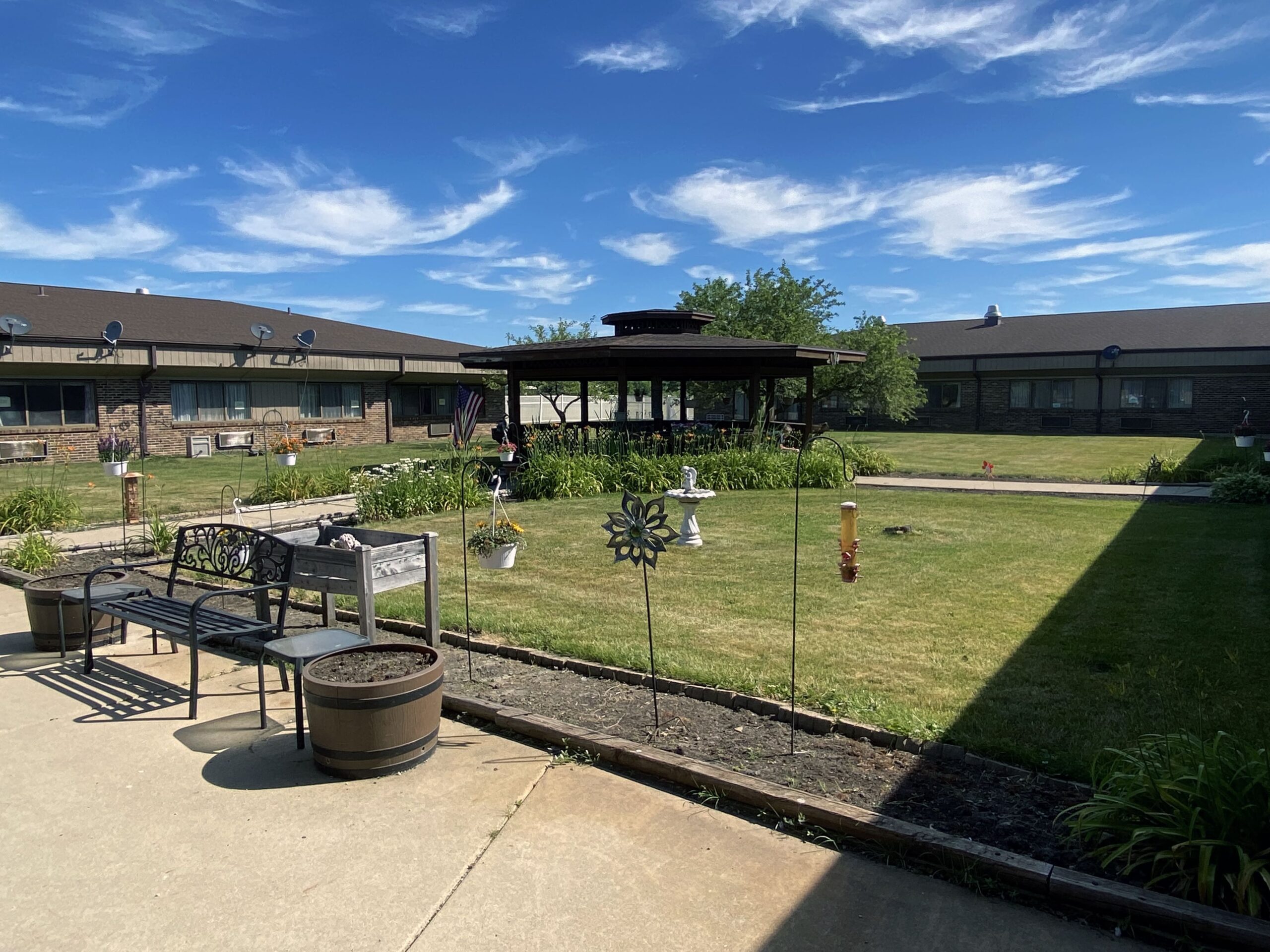 Brickyard Healthcare Merrillville Care Center exterior garden and patio area