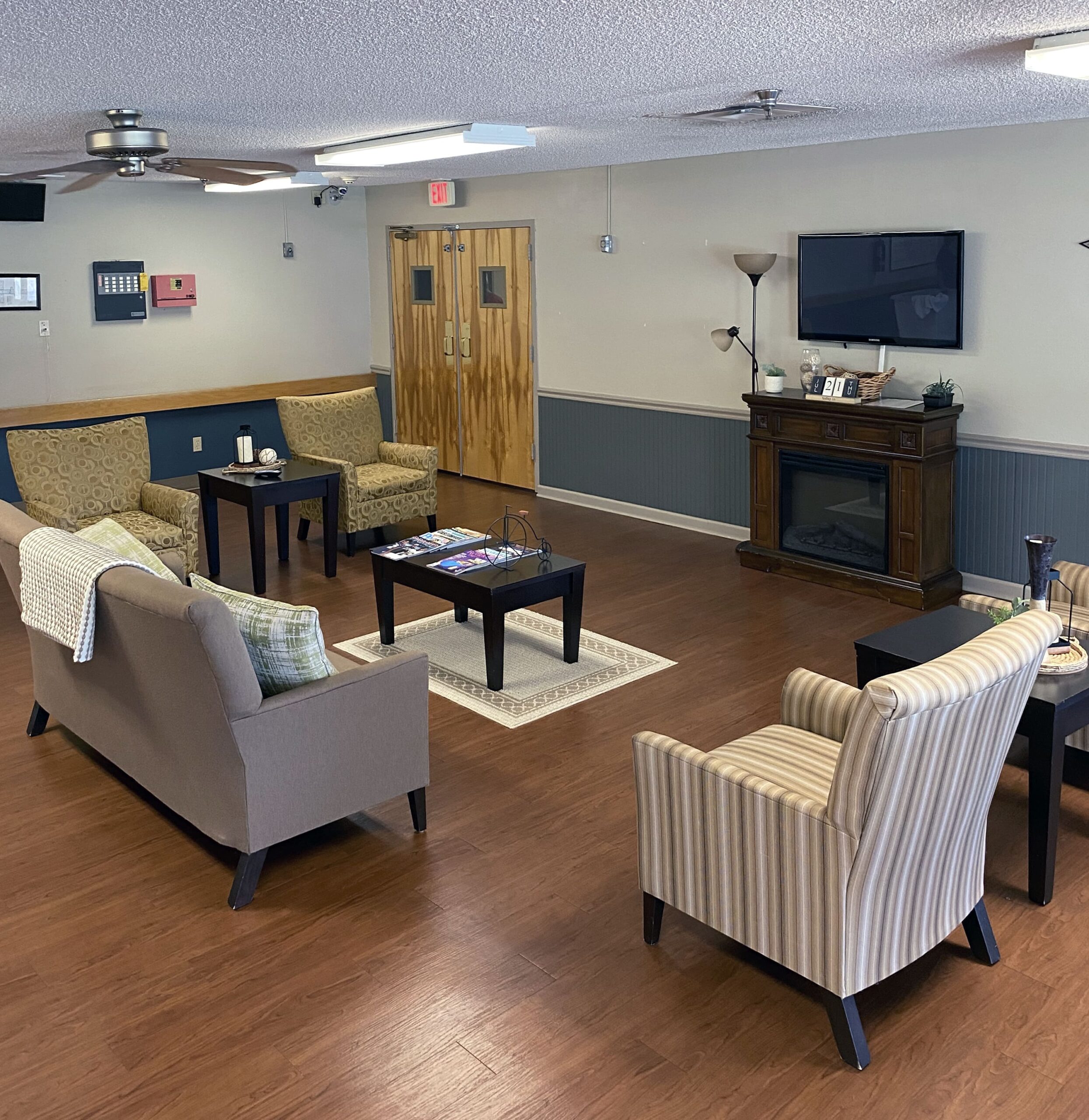 Brickyard Healthcare Petersburg Care Center interior sitting area
