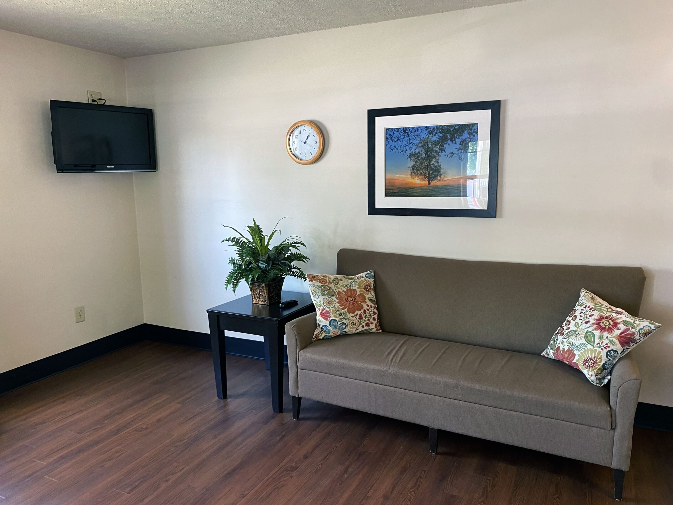 Brickyard Healthcare Richmond Care Center sitting area