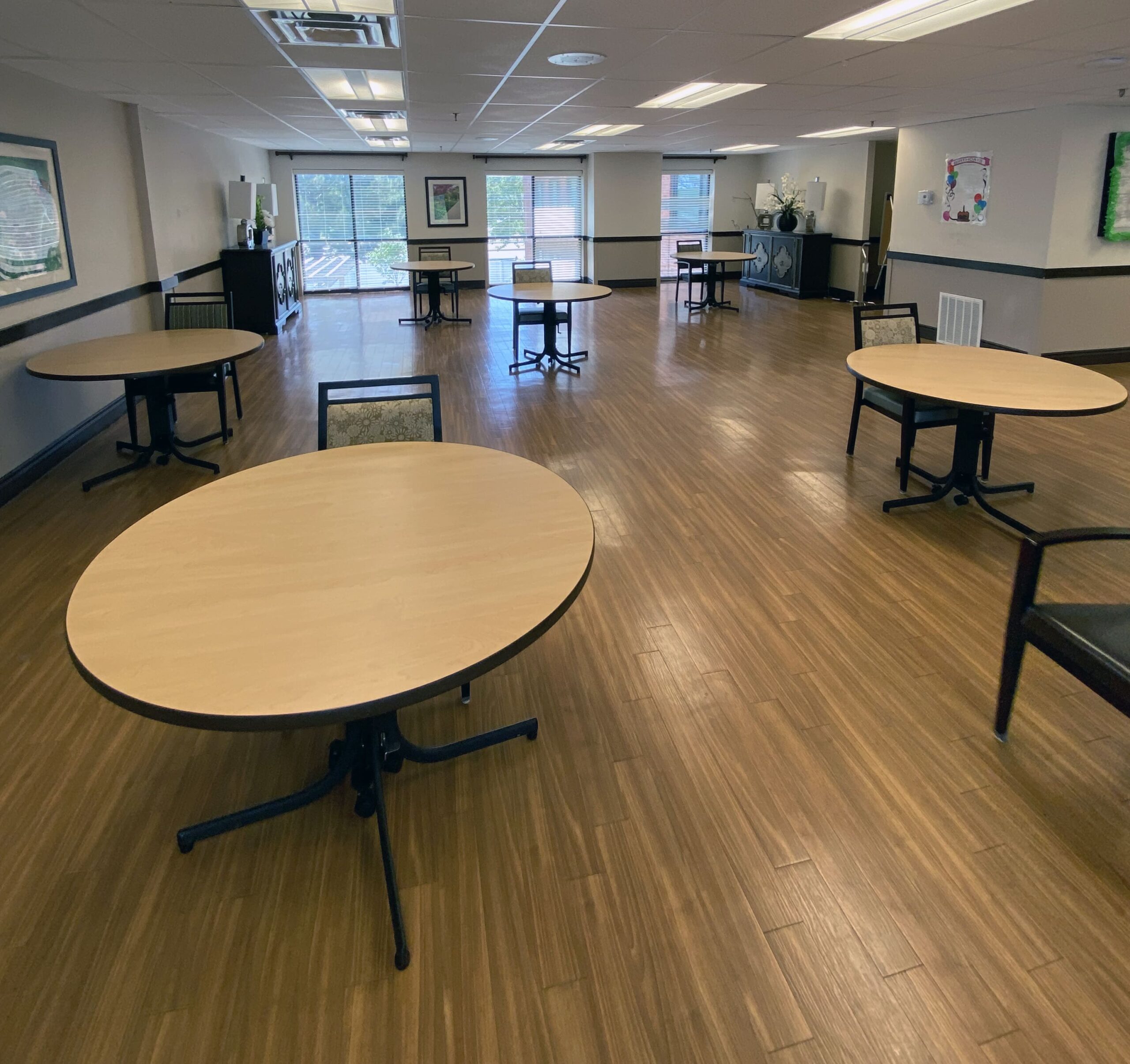 Brickyard Healthcare Willow Springs Care Center individual dining tables