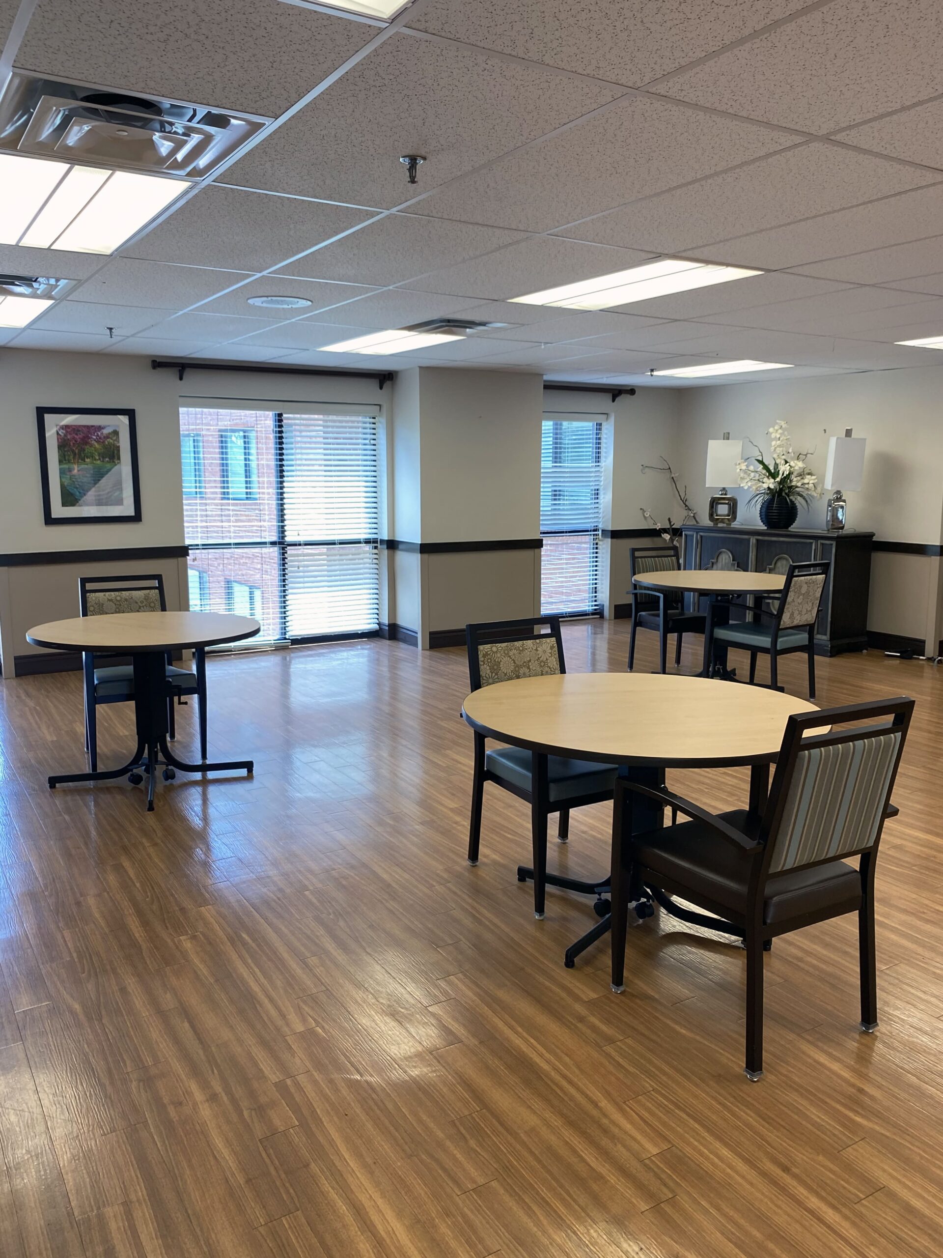 Brickyard Healthcare Willow Springs Care Center seating in dining room